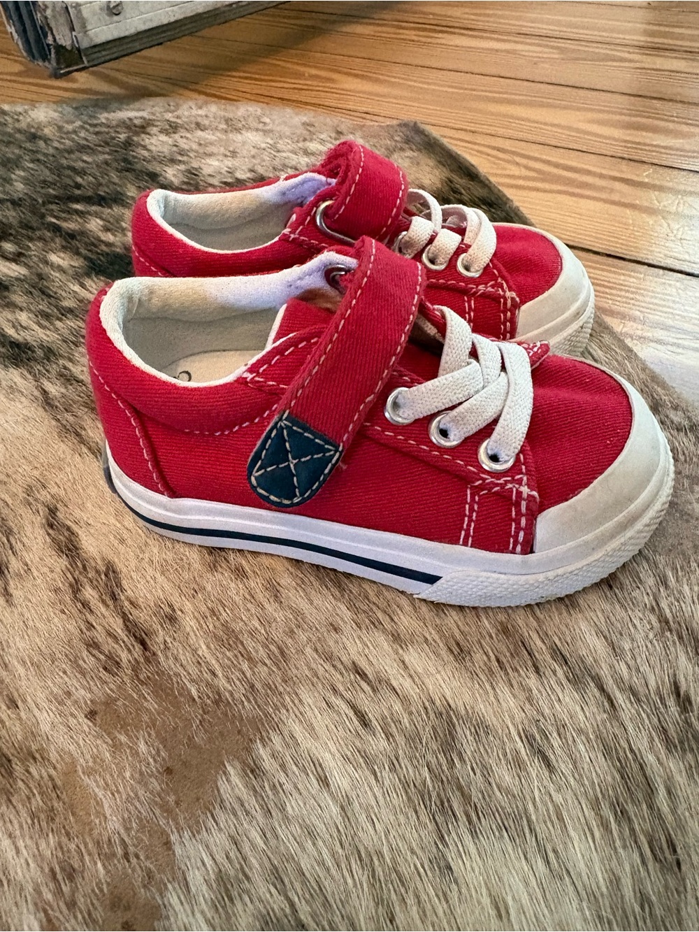 Baby’s first walkers Footmates Sneakers